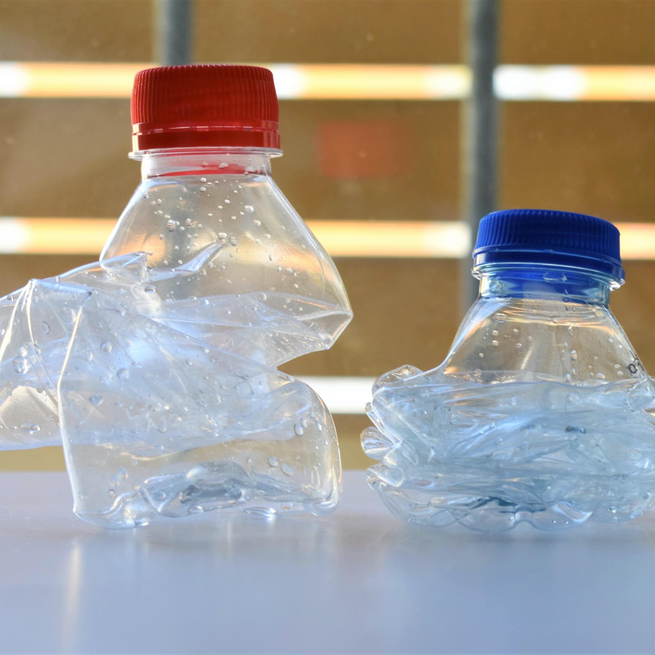 La vida de los plásticos no se acaba cuando los desechamos: así podemos convertirlos en combustibles y otros materiales