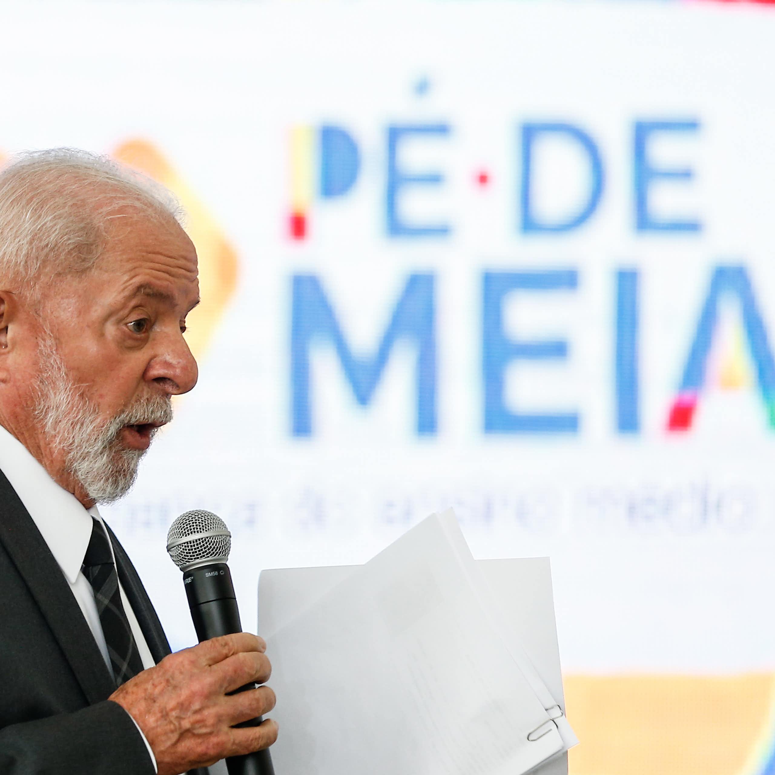Educação pública: Os acertos e os erros do programa Pé-de-Meia do Governo Federal