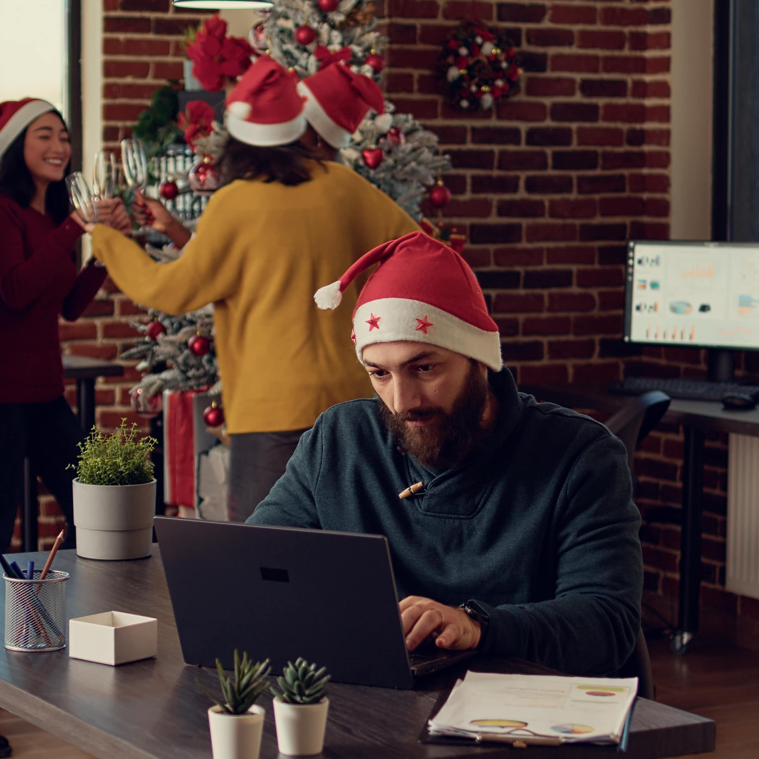Estrés prenavideño: ¿por qué cometemos más errores en el trabajo antes de las vacaciones?