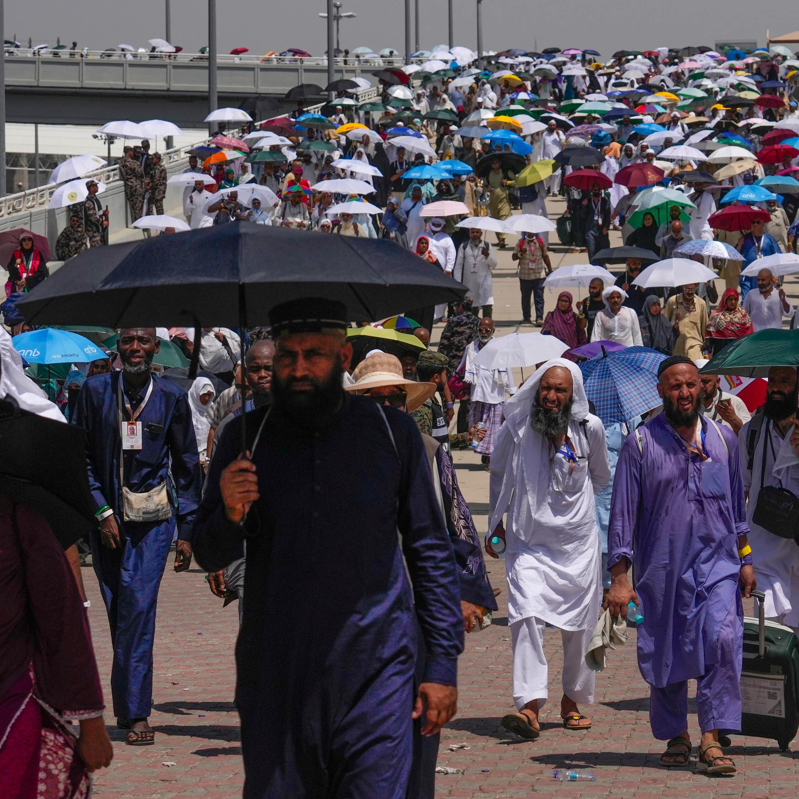pilgrims hajj heat