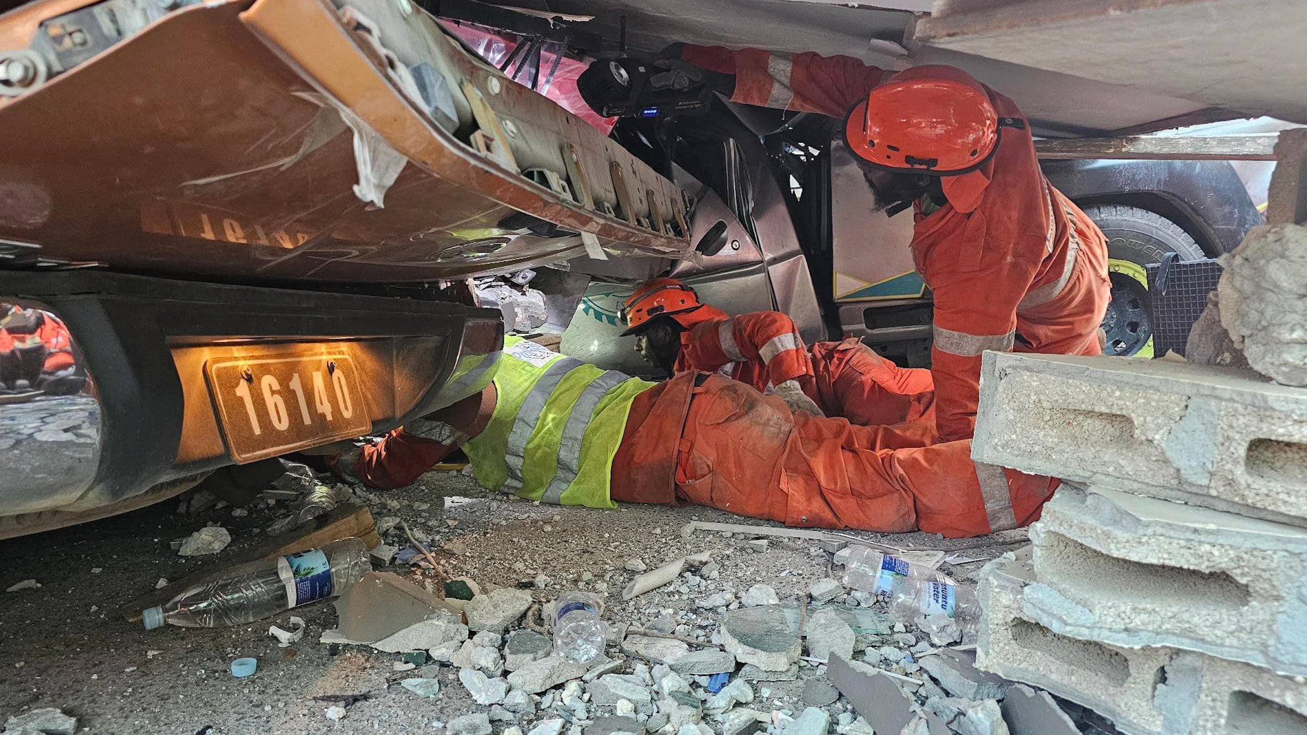 Why Vanuatu should brace for even more aftershocks after this week’s deadly quakes: a seismologist explains