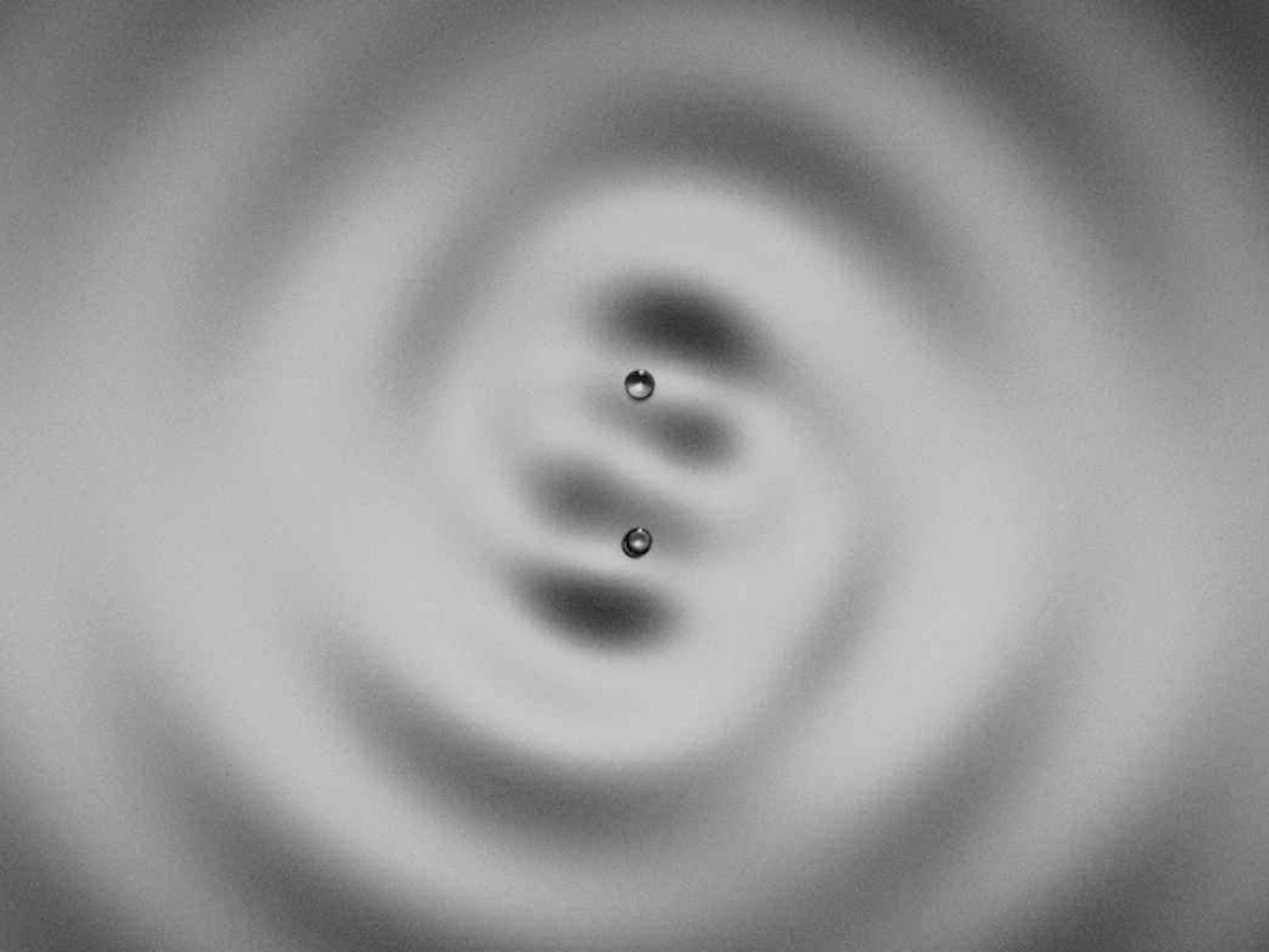 Rebounding droplets